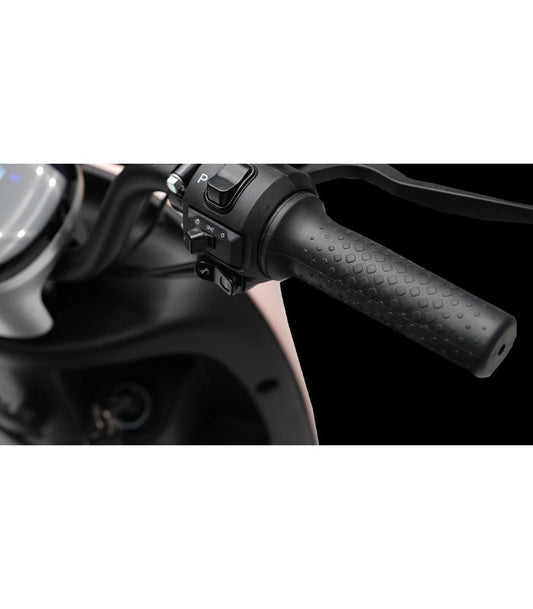 Evee Nisa Electric Scooter